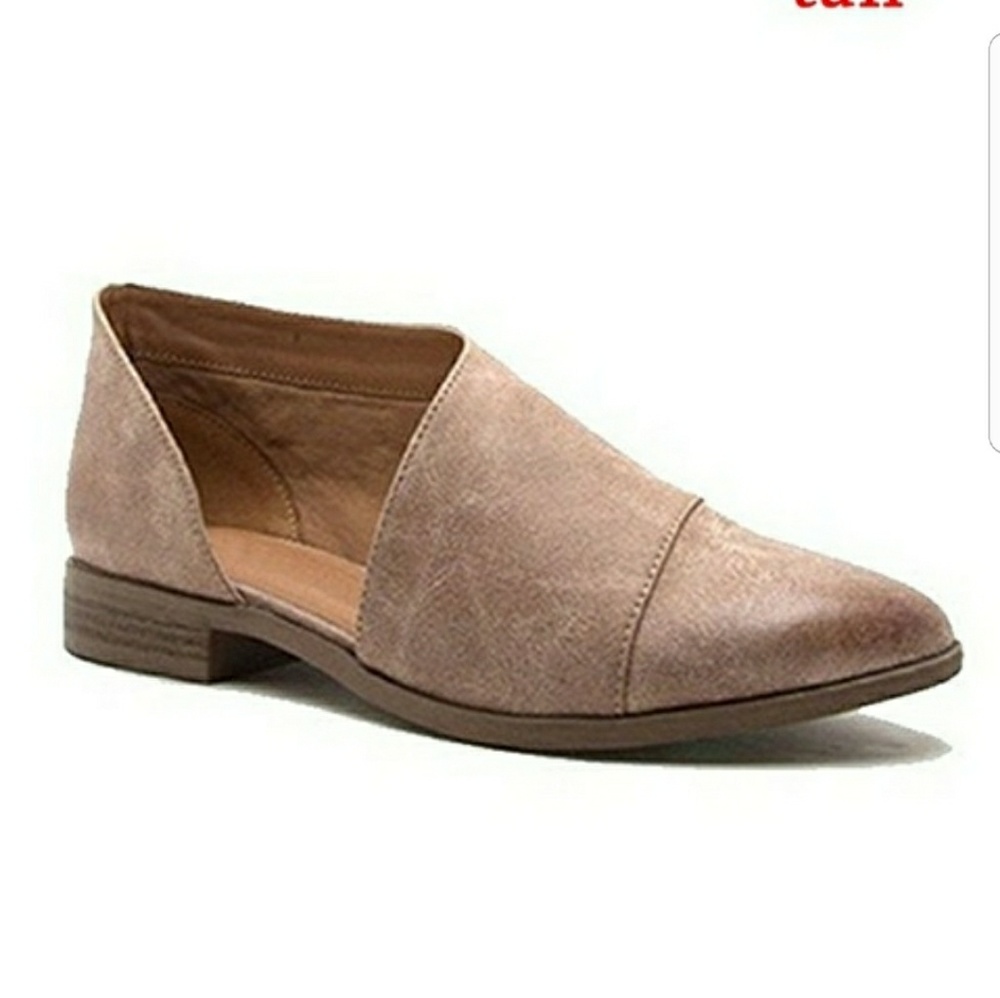 Distressed cutout bootie